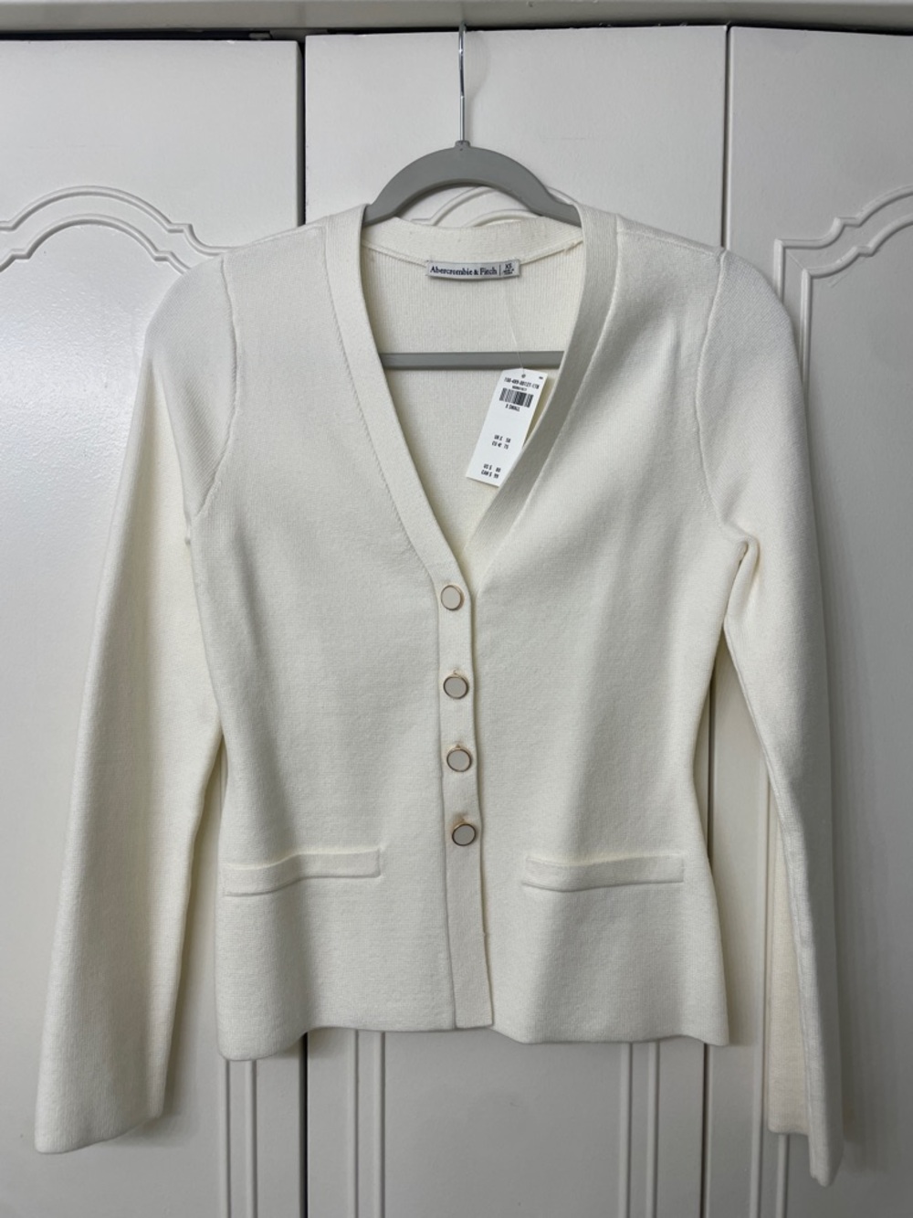 Abercrombie & Fitch Ivory V-Neck Button Cardigan